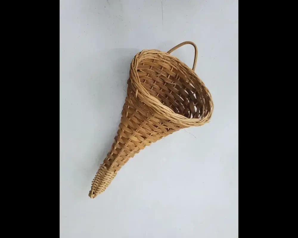 Vintage wicker cornucopia basket