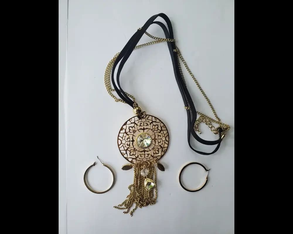 Gold filigree dreamcatcher pendant necklace