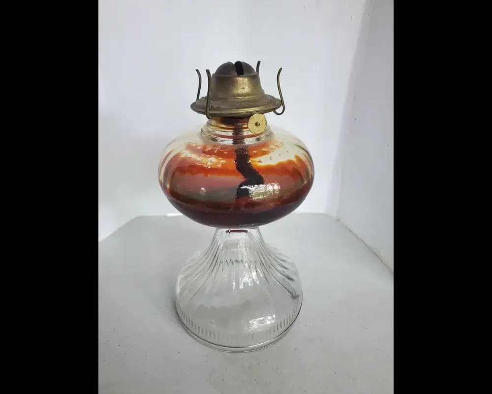 Vintage swirl glass oil lamp
